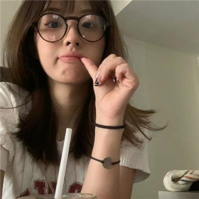 财阀租我当少爷，我被姐姐团宠了